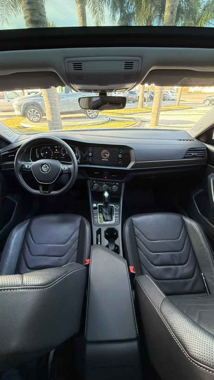 VOLKSWAGEN - VENTO  HIGLINE  250 TSI - AUTOMÁTICA - 2021